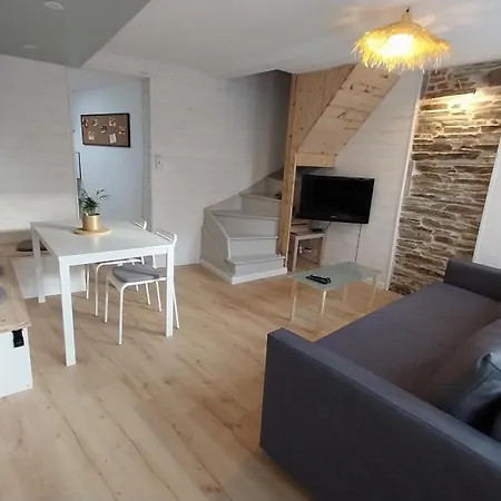 Le Scailleteux, Petite Maison De Mineur, Climatisee Fumay Exterior photo